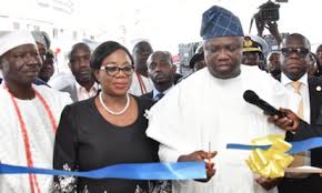 Governor Akinwunmi Ambode while commissioning the DNA Lab